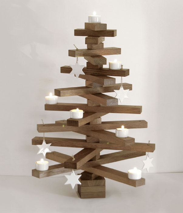 alternativer Deko Weihnachtsbaum aus Holz von Raumgestalt
