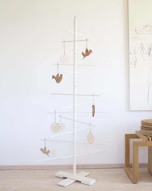 Dänische Kerzenständer Holz ~ Weihnachtsbaum aus Holz Filigrantree von applicata Dänische Kerzenständer Holz ~ Weihnachtsbaum aus Holz Filigrantree von applicata