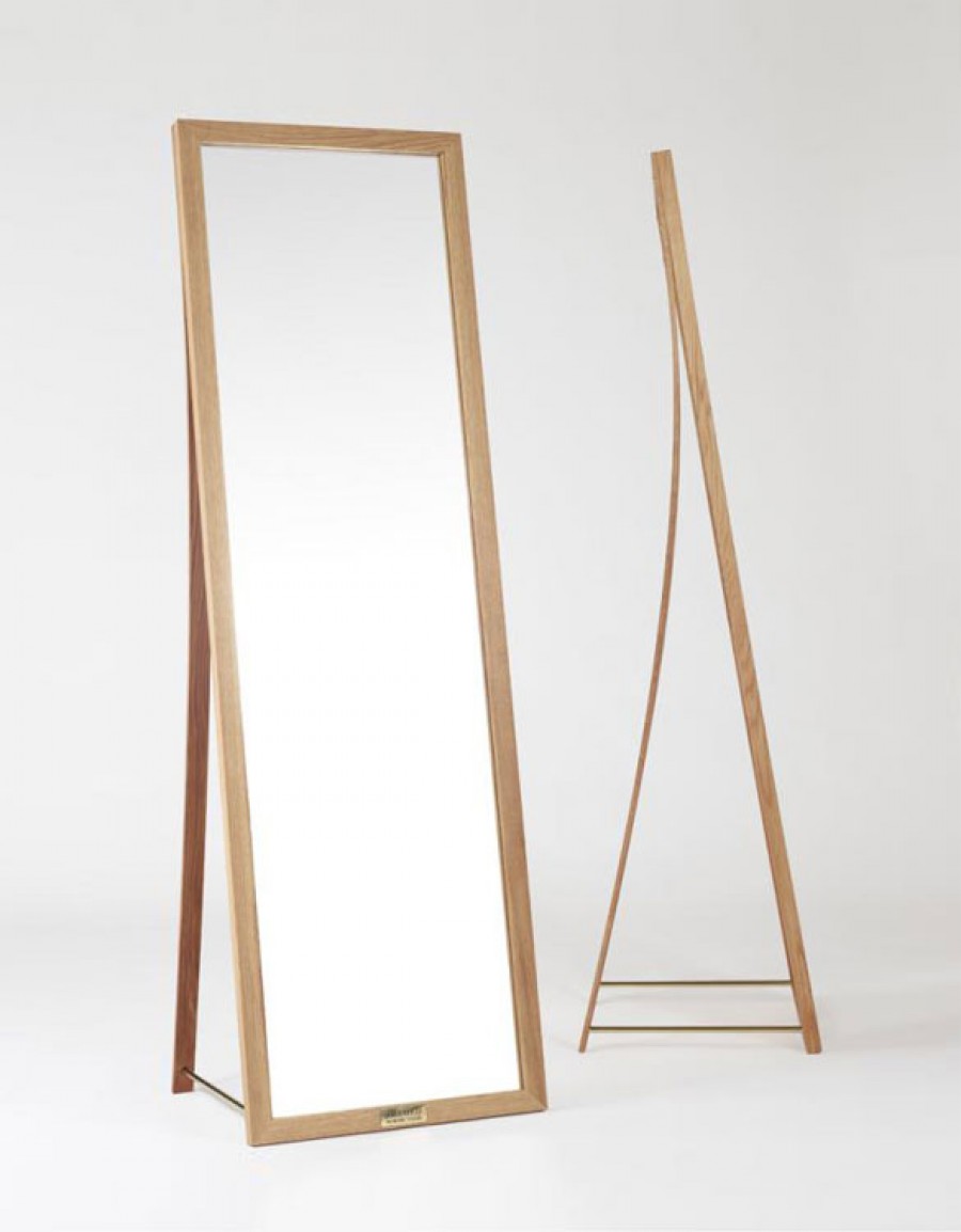 grosser Standspiegel mit Holzrahmen - FRAMED MIRROR