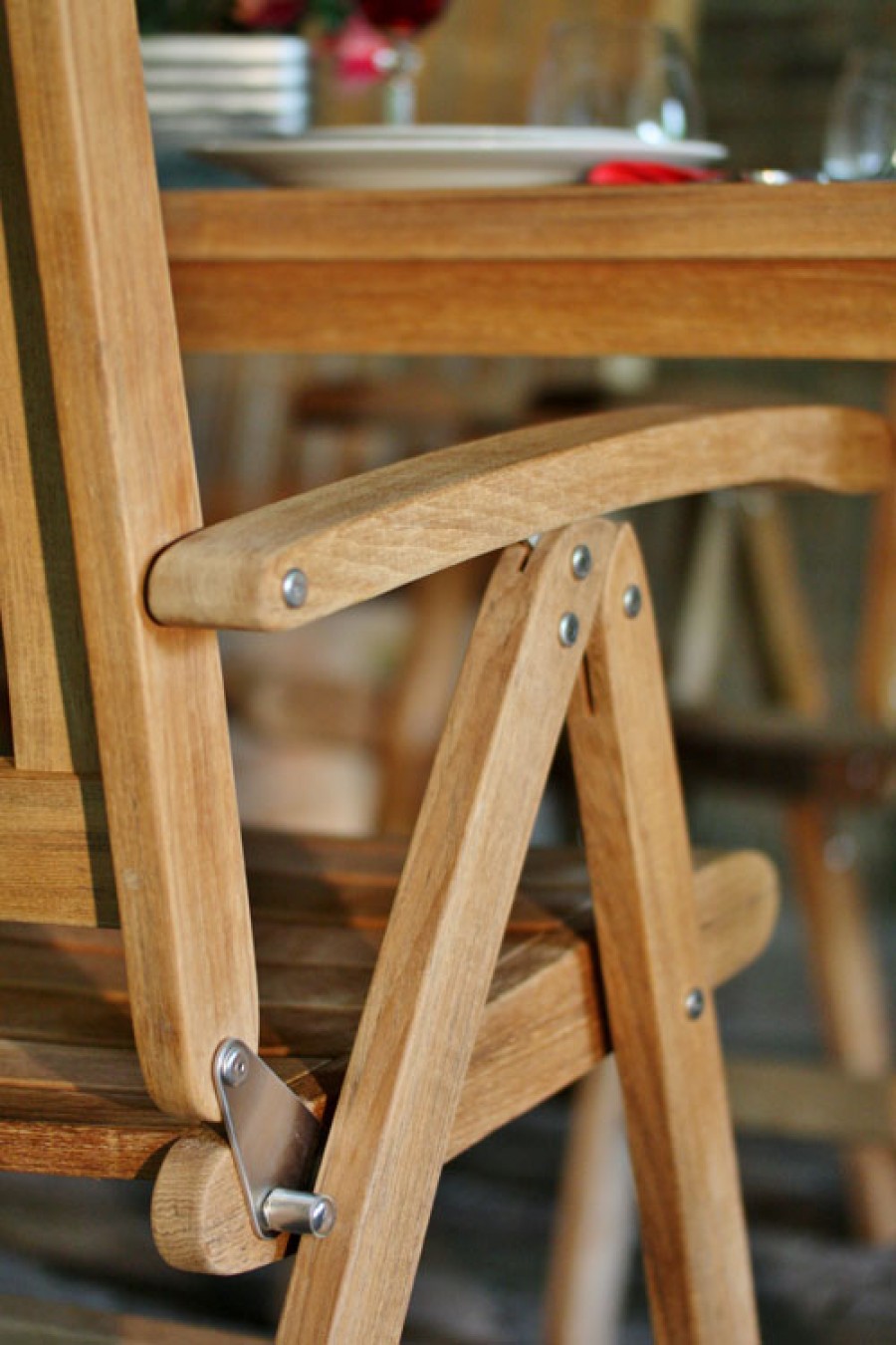 VICTORIA Terrassenstuhl von Traditional Teak