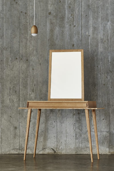 Schminktisch_MAKE_UP_Design_by_Dane