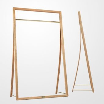 Garderoben-Kleiderleiste FRAMED RACK von Nordic Tales 