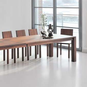 ausziehbarer Massivholzesstisch LIVING von vitamin design 