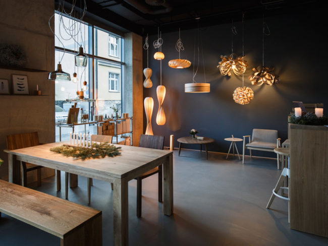 Showroom im Holz & Hygge - Großer Esstisch