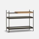 offenes Regal aus Metall und Holz - TRAY SHELF LOW Konfiguration 7 von WOUD