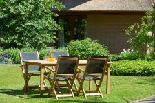 Klappstuhl KATE mit Armlehnen von Traditional Teak 