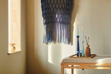 gedrechselter Designer Kerzenständer aus Holz - TULIP von applicata