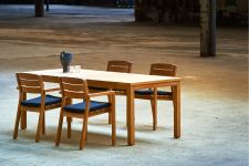 Teakholz-Tisch FLORIS von Traditional Teak Teakholz-Tisch FLORIS von Traditional Teak