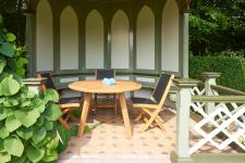 Runder Gartentisch aus nachhaltigem Teak - DIANA MOSAIC von Traditional Teak