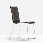 KUADRA 1328 von Pedrali - Design Esstischstuhl aus Holz und Stahl