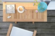 Hochwertiger Klapptisch CITY aus massivem Teakholz für den Balkon von Jan Kurtz Hochwertiger Klapptisch für den Balkon aus massiven Teak von Jan Kurtz - CITY