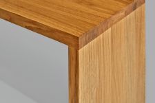 Detailansicht der Sitzbank MENA in Eiche geölt von vitamin design  Sitzbank ohne Lehne in Eiche geölt MENA von vitamin design