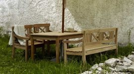 klassisches Gartenset aus Holz im skandinavischen Design - Drachmann von Skagerak