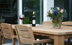 Detailansicht des Tischs MAXIMA in Teakholz - Designer: Traditional Teak Detailansicht des Tischs MAXIMA in Teakholz - Designer: Traditional Teak