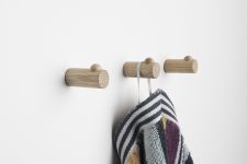 Wandhaken Set aus Holz mit Garderobenkahen HANG von applicata