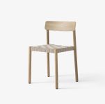Holzstuhl BETTY TK1 von &tradition in Eiche, klar lackiert mit gewebter Sitzfläche BETTY TK1 von &tradition - Stuhl mit gewebter Sitzfläche in Eiche