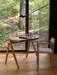 Schlicht gestalteter Schreibtisch FIELD DESK von We Do Wood im modernen dänischem Design  We Do Wood FIELD DESK - Schreibtisch modern aus Holz