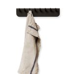 Garderobenleiste mit Haken in Eiche schwarz gebeizt Echo von Form & Refine