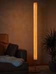 Durch das feine Holzfurnier der Stehlampe GRACIA von LeuchtNatur scheint das Licht warm hindurch Stehlampe Säule dimmbar aus Holz in Satin Nussbaum GRACIA 186 cm von LeuchtNatur
