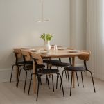 Klare Linien, hochwertige Materialien und eine sorgfältige Verarbeitung kennzeichnen den Design Esstisch HEART'N'SOULD DINING TABLE 120 mit Schubladen von UMAGE Heart N Soul Dining Table 120 von Umage Esstisch aus Holz mit Schubladen