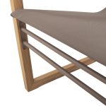 Detailansicht der Sitzfläche des Outdoor Lounge Chair SOFIA von Traditional Teak mit taupefarbenem Bezug Detail Lounge Chair fuer den Garten in Taupe - Sofia Lounge Chainge von Traditional Teak