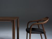 Artisan - JEAN TABLE moderner Esstisch aus Massivholz in Walnuss