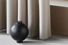 Design Dekoschale aus Eichenholz - WOODEN SPHERE von Kristina Dam