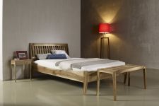 elegantes Designer Massivholzbett ZEBRA von Sixay