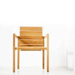 moderner Gartenstuhl MAXIMA im Design von Traditional Teak 