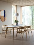 Moderner eingerichteter Essbereich mit dem Designer Esszimmerstuhl AC2 von Anderson Furniture Designer Esszimmerstuhl mit Polster - AC2 CHAIR Andersen Furniture
