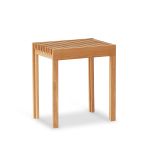 LIGHTWEIGHT STOOL von FORM & REFINE Sitzhocker aus Eiche