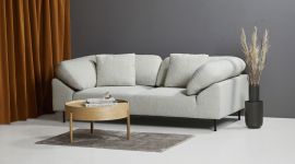 Runder Couchtisch mit Stauraum aus Holz - ARC COFFEE TABLE von WOUD 