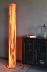 Designer Stehlampe Säule Holzfurnier in Satin Nussbaum Lucerna von LeuchtNatur