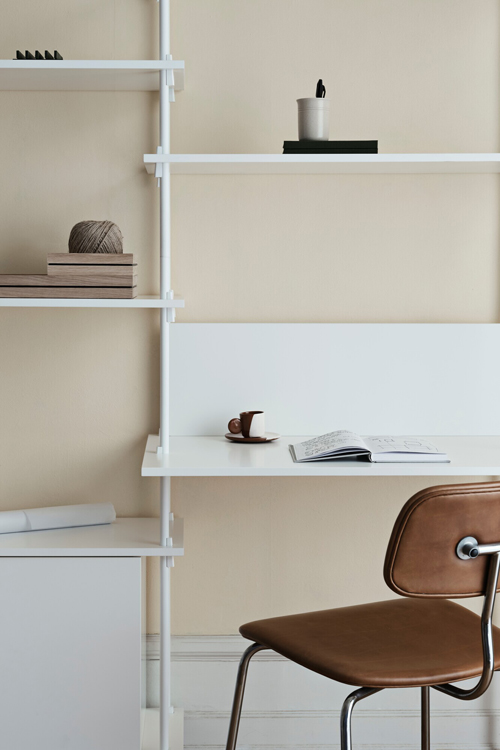 MOEBE SHELVING SYSTEM Regal als Home Office Lösung