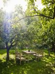 Sitzgruppe mit Holz Gartentisch SKAGEN von Skagerak