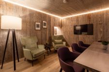 Designer Stehleuchte aus Holz in Eiche geräuchert - LUCA STAND HIGH von maigrau