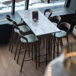 NEVA LIGHT 79 BAR CHAIR von Artisan - Barhocker aus Holz mit Rückenlehne