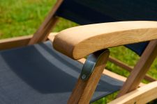 Detail Armlehne Teakholz Deckchair im modernen Design - KATE von Traditional Teak
