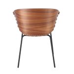 Die geschwungene Rückseite des Schalenstuhls GOSSIP von Jan Kurtz zeigt die kunstvolle Maserung des Walnussholzes Schalenstuhl aus Schichtholz - GOSSIP von Jan Kurtz