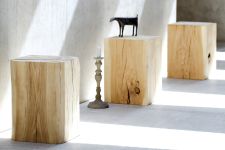 Eckiger Baumstamm Hocker BLOCK von Jan Kurtz Eckiger Hocker wie ein Baumstamm von Jan Kurtz - BLOCK