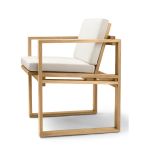 Outdoor Armlehnstuhl mit Auflage - Der BK10 Dining Chair von Carl Hansen and Son