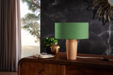 Tischleuchte mit Holzfuß aus Eiche in Baumwollfilz grün PURA von LeuchtNatur