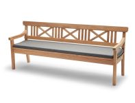 Sitzbank für Garten und Terrasse aus Holz mit Auflage (200 cm) - DRACHMANN von Skagerak