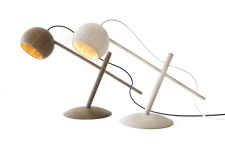 Design Schreibtischleuchten LUNE LAMP von Brdr. Krüger in Eiche, weiß geölt und Eiche geräuchert Design Schreibtischleuchte mit LED aus Holz in Eiche - LUNE LAMP von Brdr. Krüger