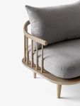 Einladendes Designsofa FLY SC12 von &tradition in Eiche geölt Sofa Gestell Holz in Eiche geölt FLY SC12 von &tradition