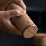 CRUSH ME von by Wirth Pfeffer- und Salzmühle aus Holz