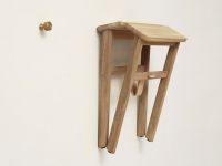 FORM & REFINE - ANGLE HOOK Wandhaken aus Messing im dänischen Design