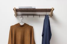moderne Garderobe mit Hutablage aus Holz - MOODRACK von Roon & Rahn