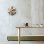 LAWA DESIGN - DELTA CLOCK Wanduhr aus Holz in Eiche
