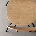 Stuhl im skandinavischen Design aus Holz im Detail Scala Chair von Ekta Living